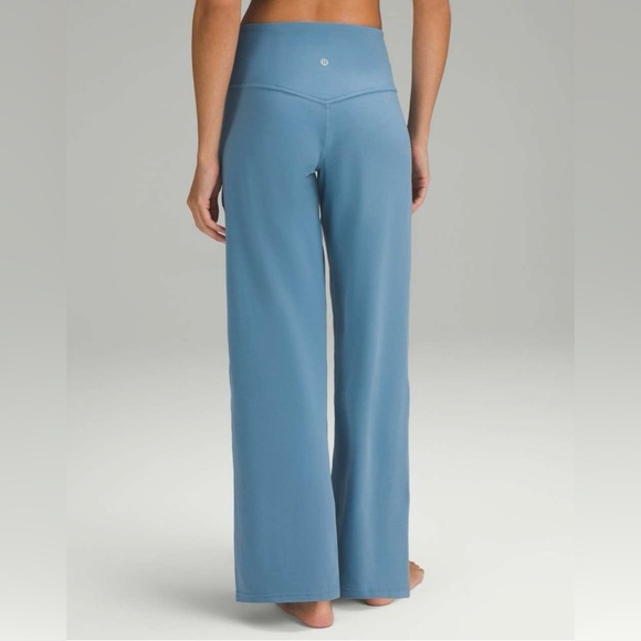 Lululemon Align High-Rise Wide-Leg Pant 31" in Utility Blue - Picture 1 of 6